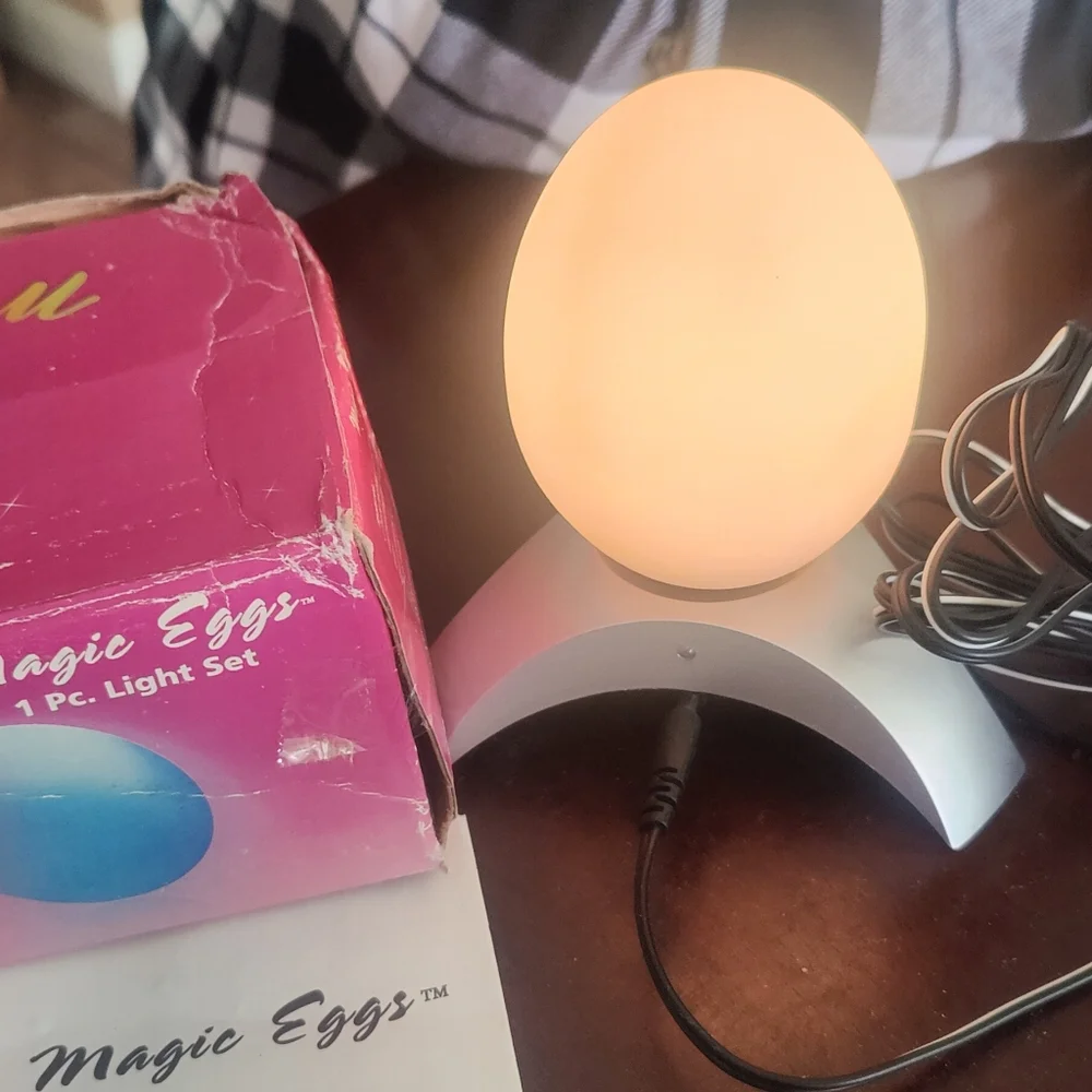 Magic Egg brighten up